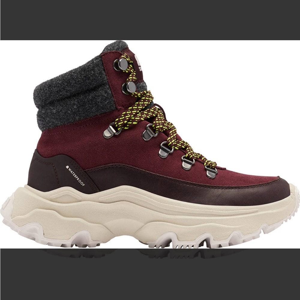 Sorel Kinetic Breakthru Conquest WP Boots in Bloodstone and Cinder 8 in Box
